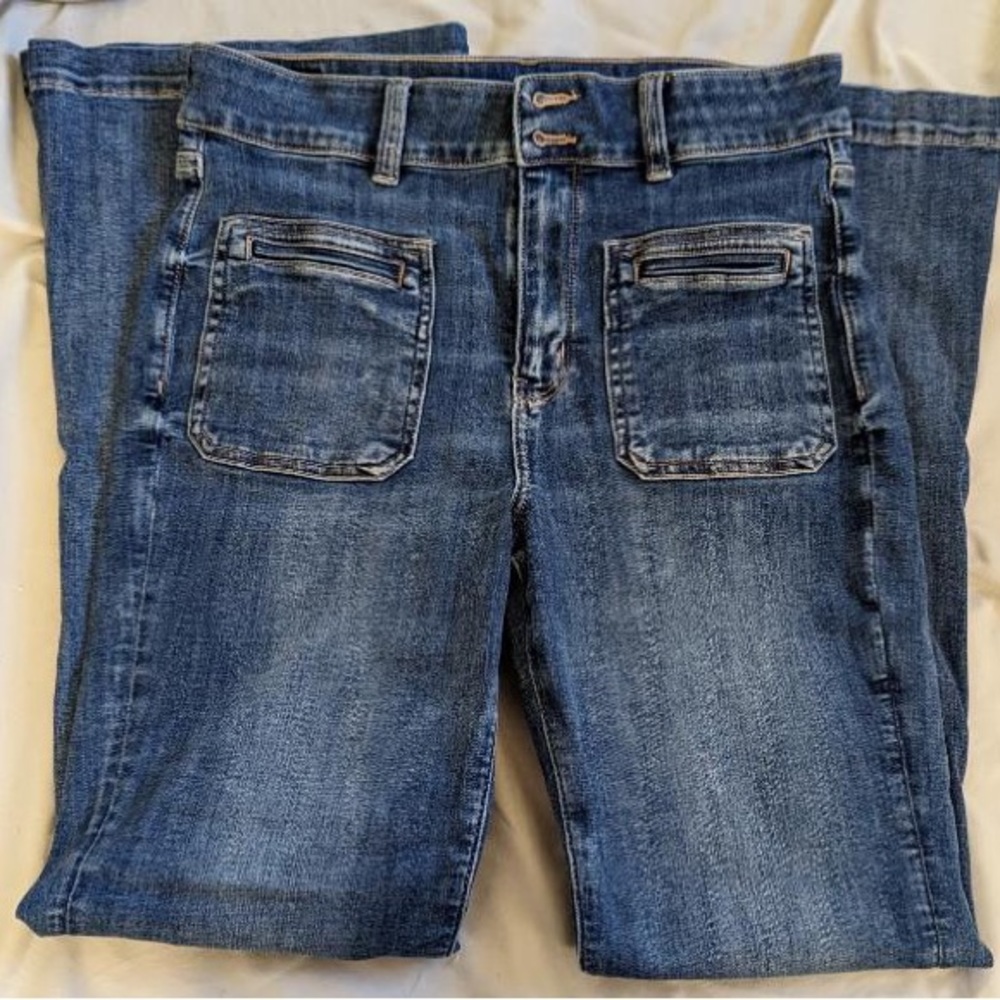 American Eagle flare jeans